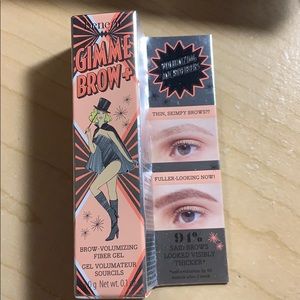 Benefit Gimme Brow (volumizing fiber gel)